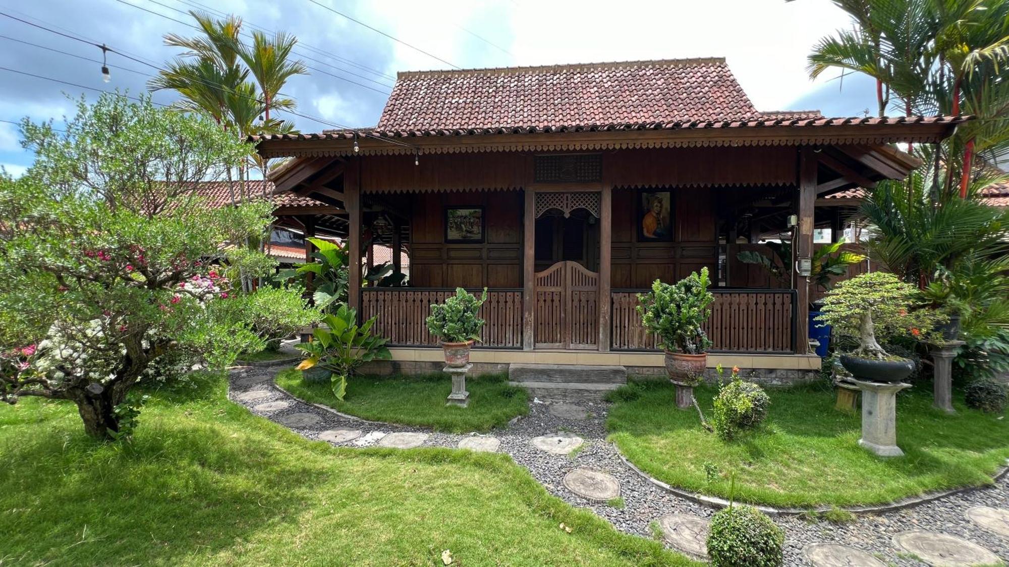 Oku Guest House Giri  외부 사진