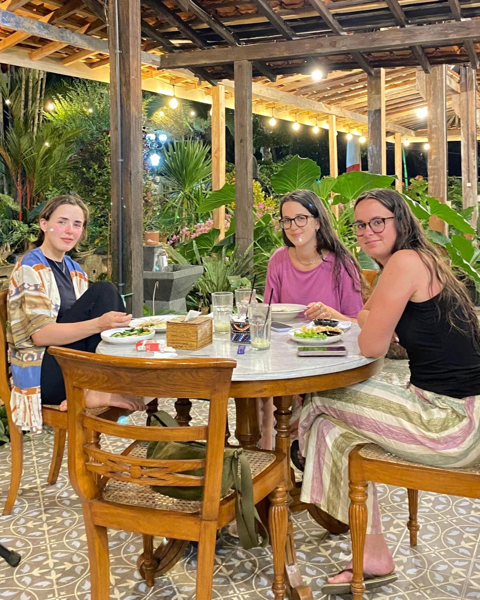 Oku Guest House Giri  외부 사진